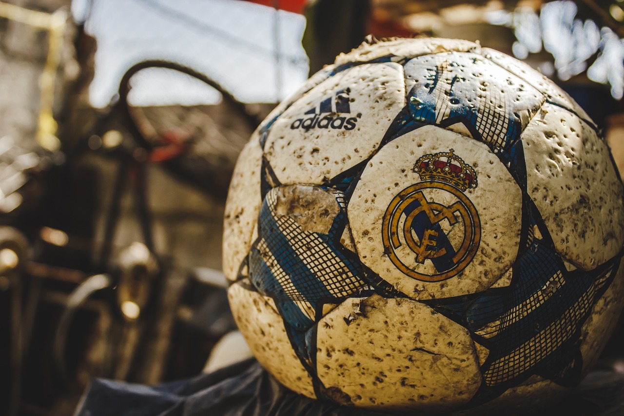 Real Madrid nogometna lopta